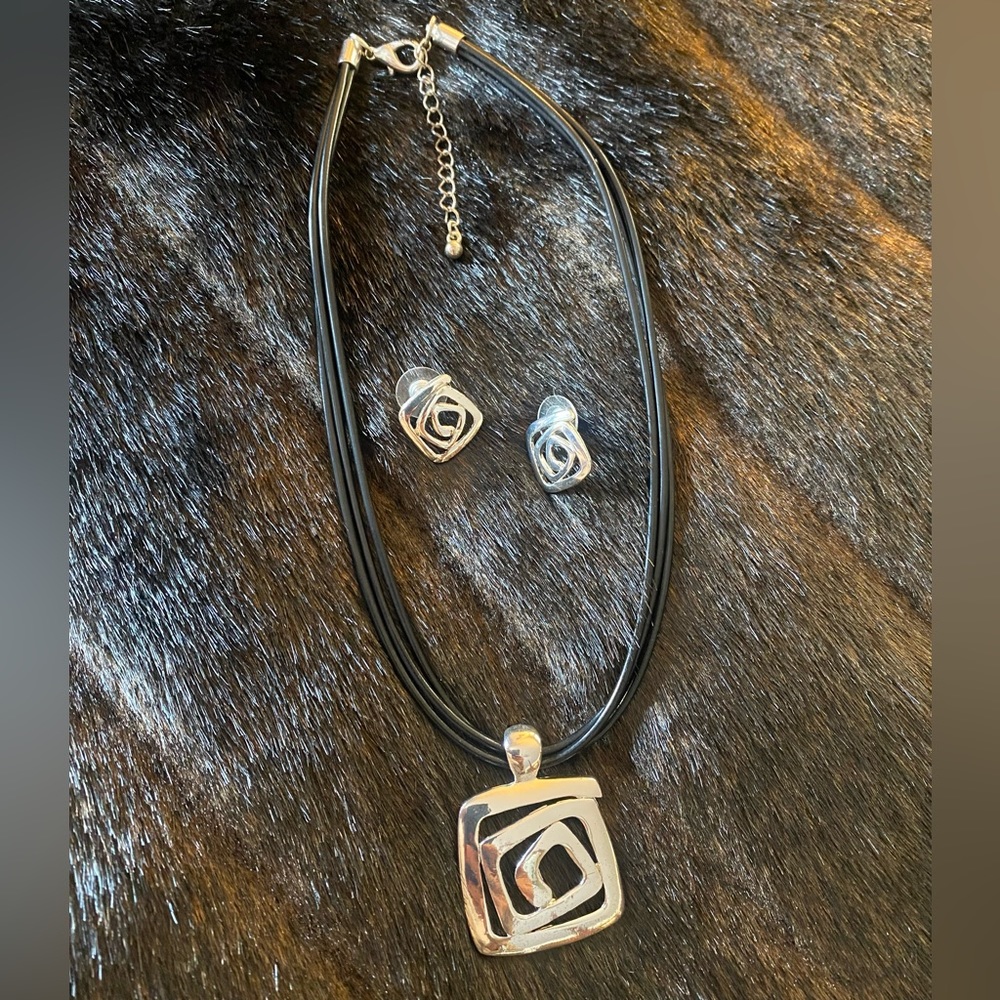 Geometric Pendant, Silver Tone Finish, w/ Matching Earrings